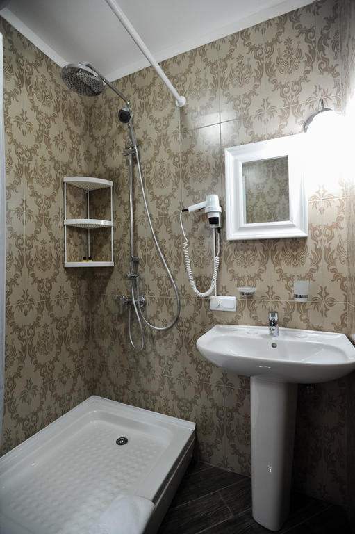 Piazza Inn Batumi Pokój zdjęcie